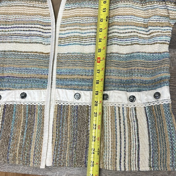 Yak Magik Boho Mixed Material Silk and Button Trimmed Blazer Size Large - Picture 10 of 12